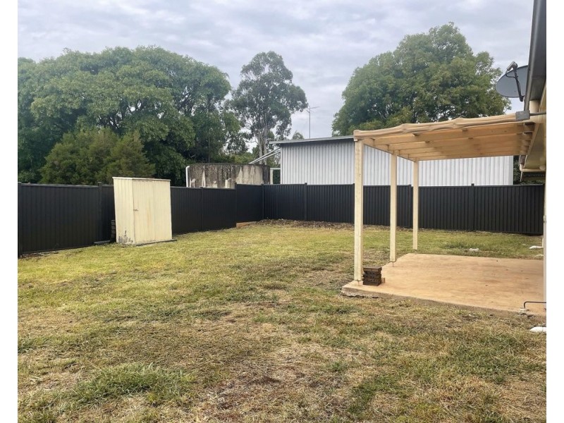 28 Manor Street, Drayton QLD 4350