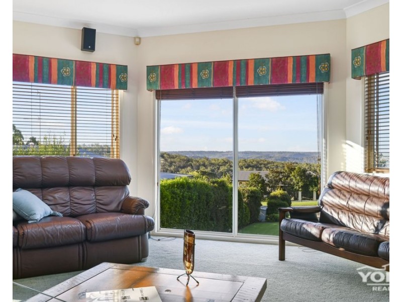 Mount Lofty QLD 4350