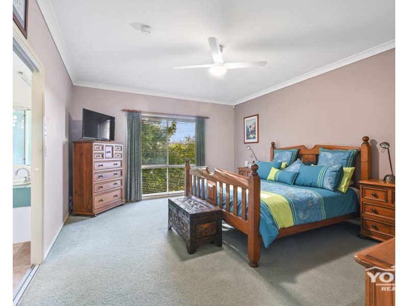 Mount Lofty QLD 4350
