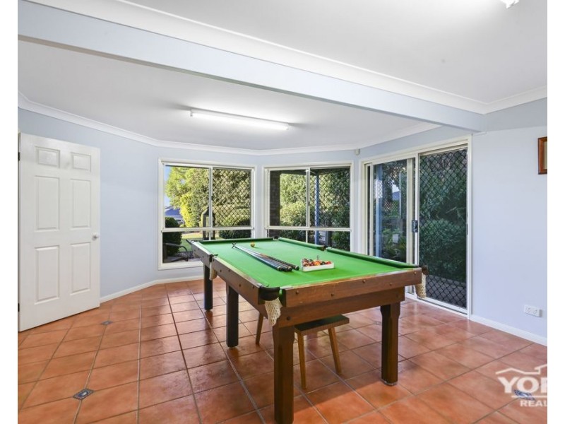 Mount Lofty QLD 4350