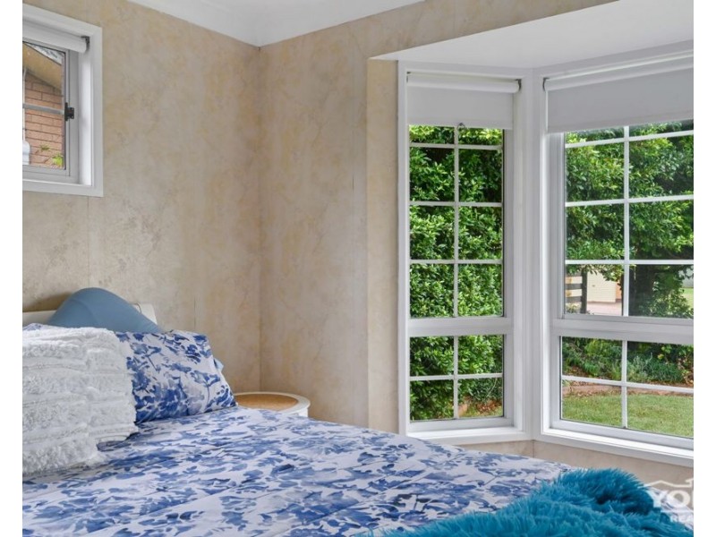 15 Crotty Street, Centenary Heights QLD 4350