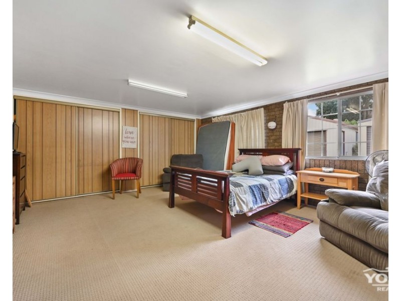 15 Crotty Street, Centenary Heights QLD 4350