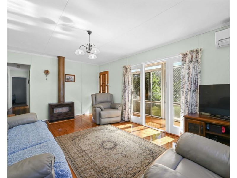 Centenary Heights QLD 4350