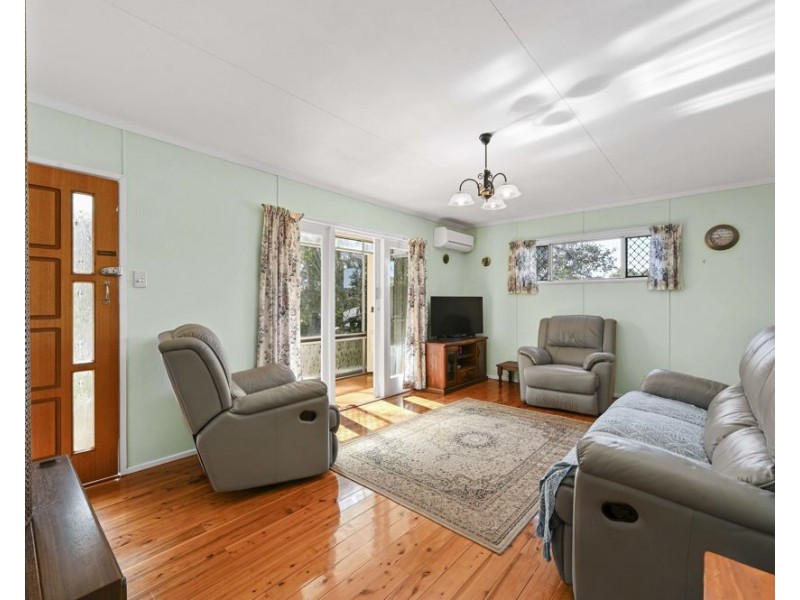 Centenary Heights QLD 4350
