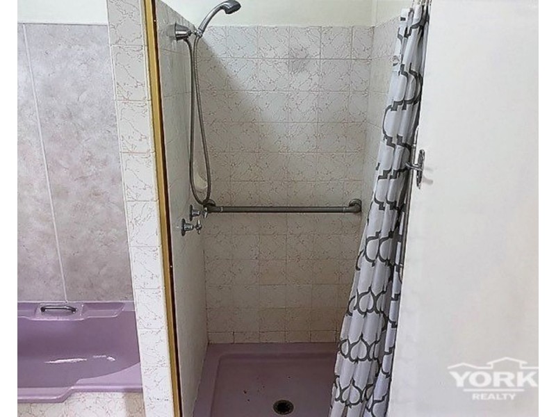 19 Doherty Street, Rockville QLD 4350