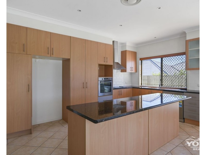 10 Garvan Court, Highfields QLD 4352