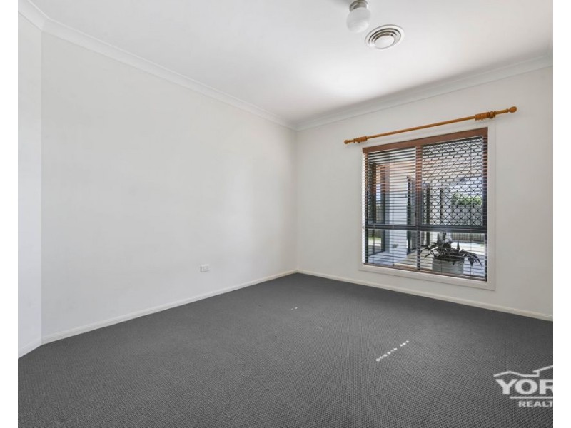 10 Garvan Court, Highfields QLD 4352