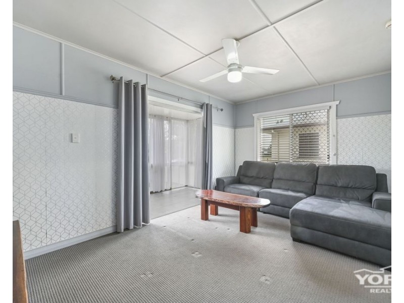 28 Weetwood Street, Newtown QLD 4350