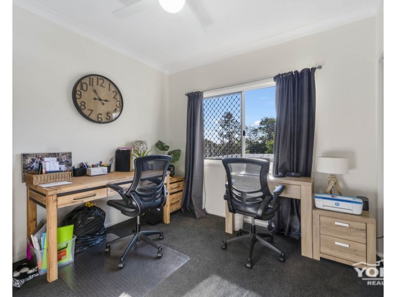 8 Edward Sreet, Pechey QLD 4352