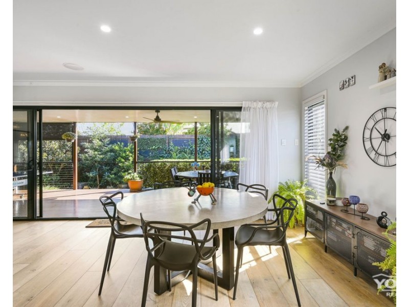 Kearneys Spring QLD 4350