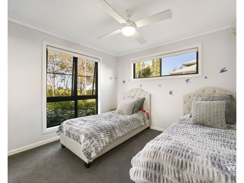 Kearneys Spring QLD 4350