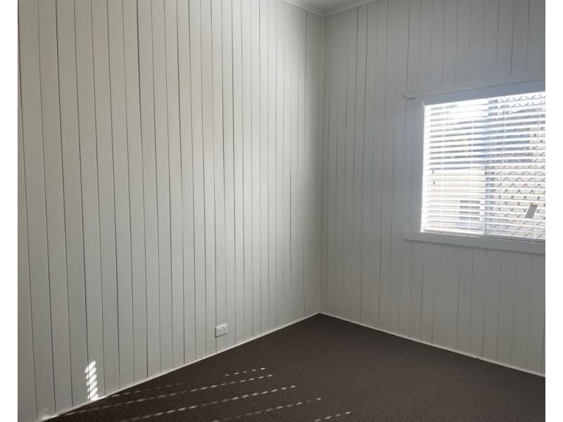 7 Pechey Street, South Toowoomba QLD 4350