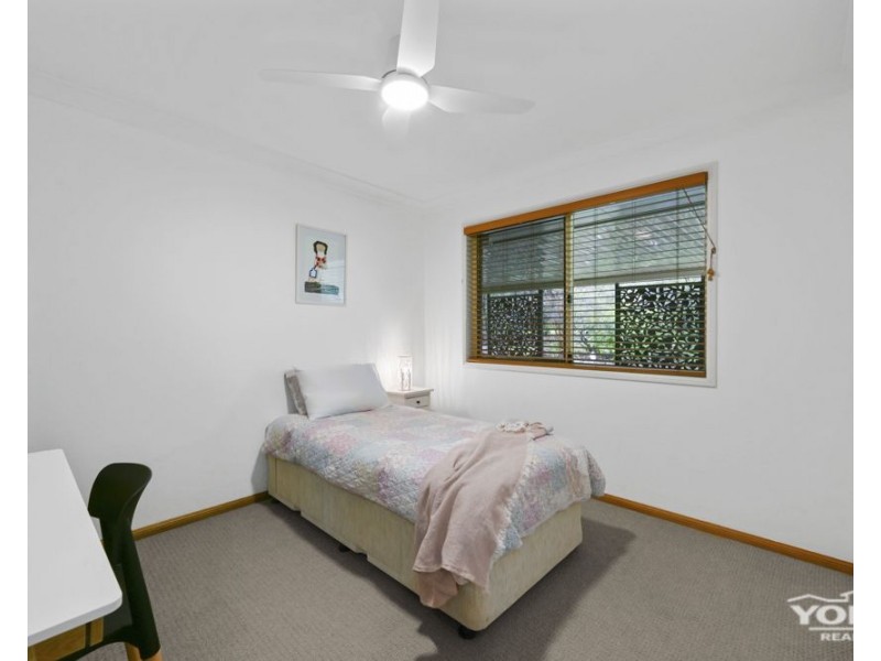 15 McLachlan Drive, Highfields QLD 4352