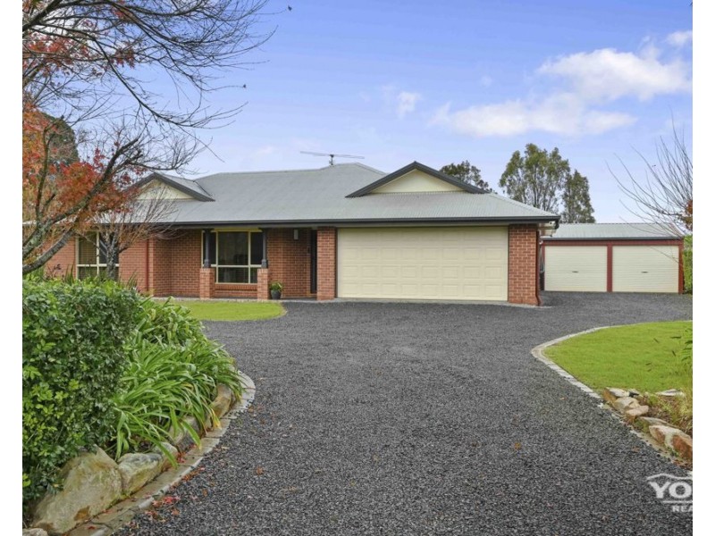 15 McLachlan Drive, Highfields QLD 4352