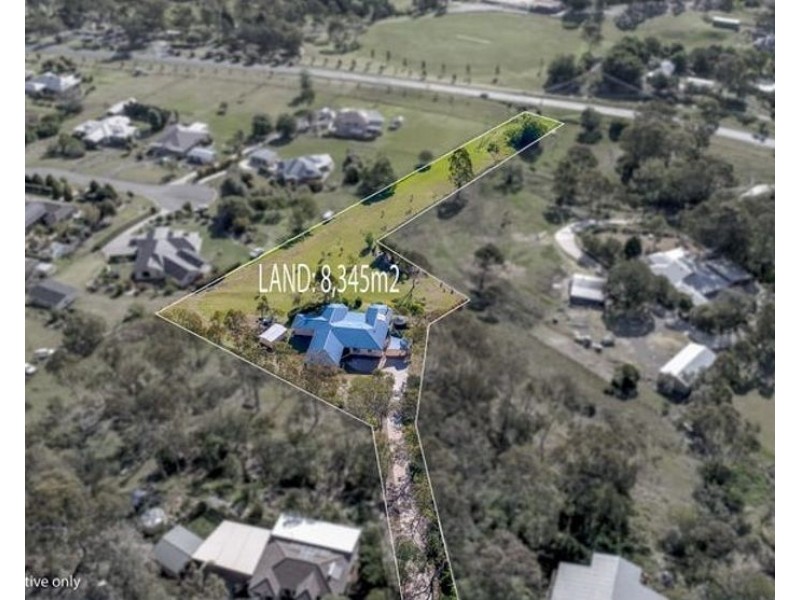 13 Hillview Court, Top Camp QLD 4350