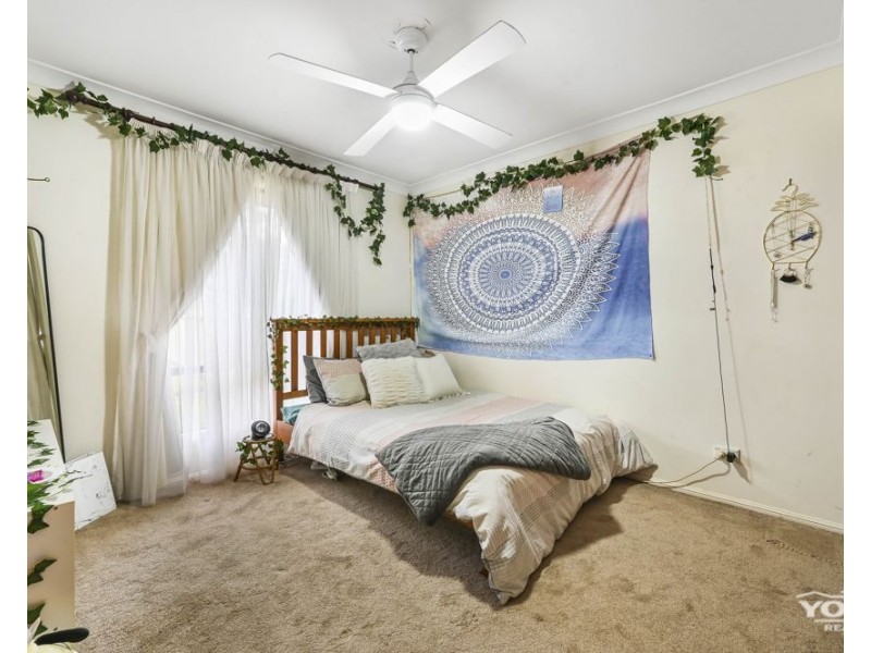10 Diosma Drive, Highfields QLD 4352