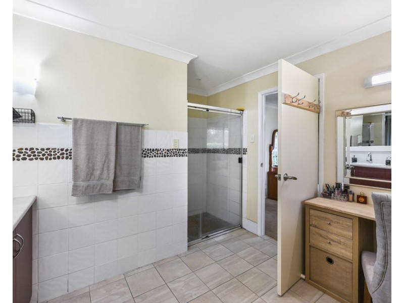 10 Diosma Drive, Highfields QLD 4352