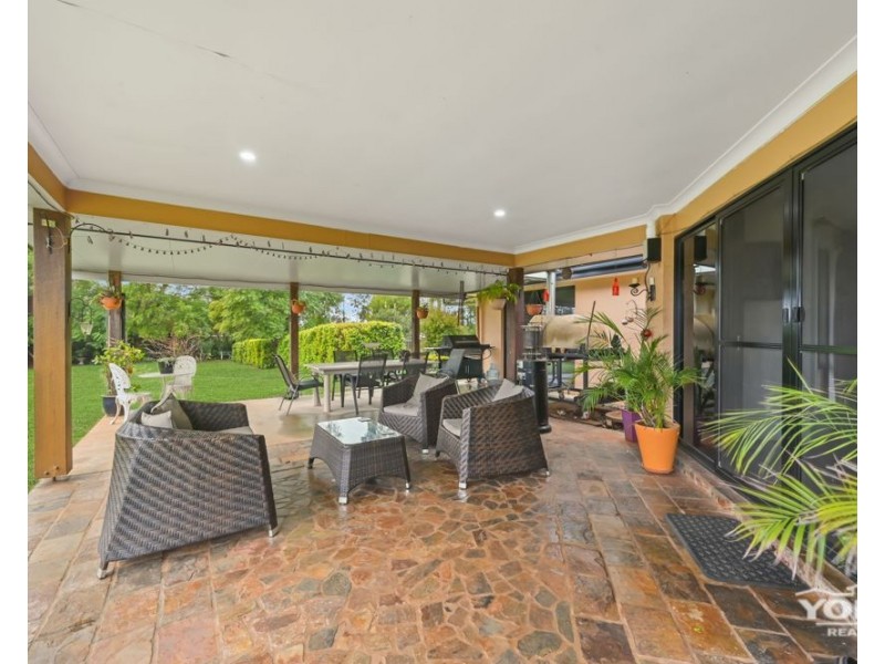 10 Diosma Drive, Highfields QLD 4352