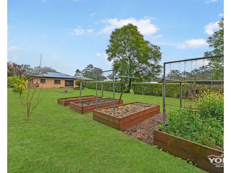 10 Diosma Drive, Highfields QLD 4352