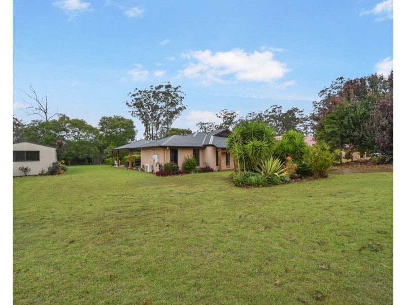 10 Diosma Drive, Highfields QLD 4352
