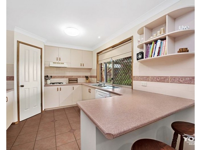 464 Hume Street, Middle Ridge QLD 4350