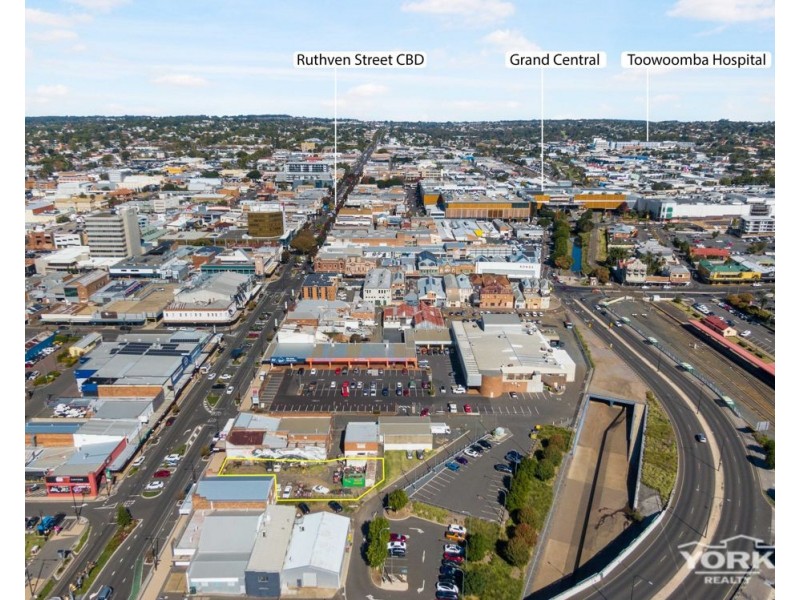 301 Ruthven Street, Toowoomba City QLD 4350