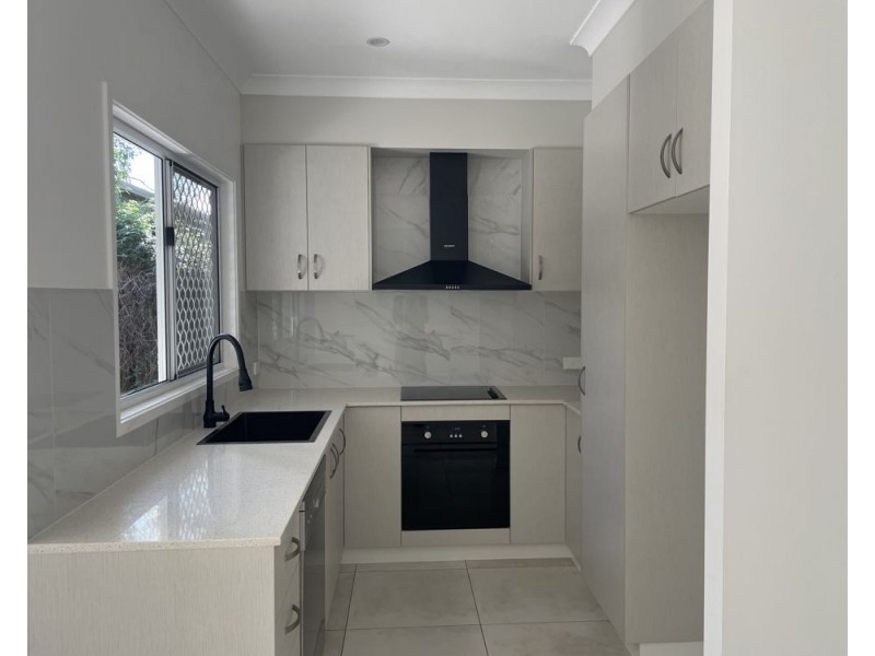 2/3 Hamwood Street, Toowoomba City QLD 4350