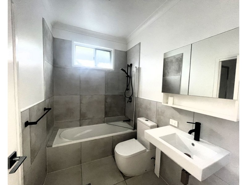 2/3 Hamwood Street, Toowoomba City QLD 4350