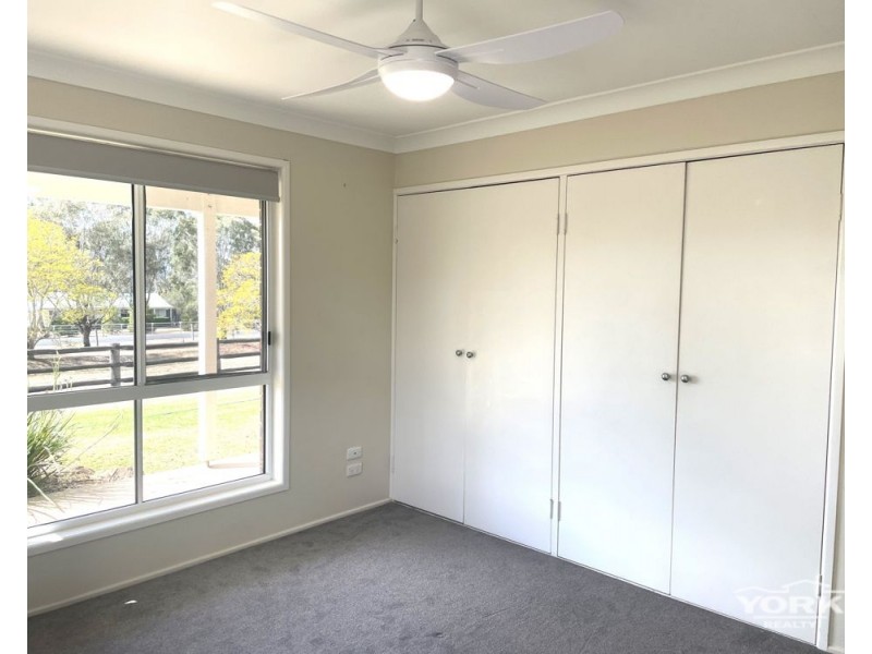 2 Nargoon Street, Meringandan West QLD 4352