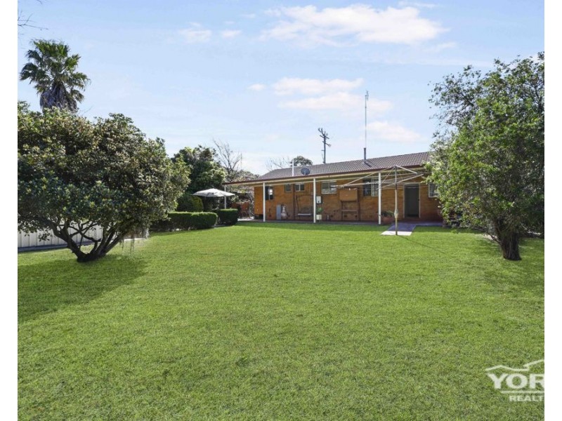 384 North Street, Wilsonton QLD 4350