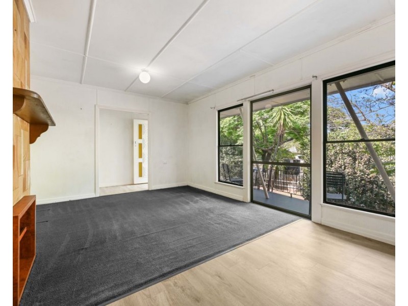 227c West Street, Harristown QLD 4350