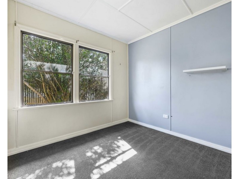 227c West Street, Harristown QLD 4350