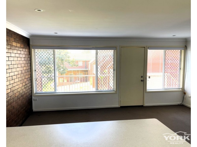 10/177a West Street, Newtown QLD 4350