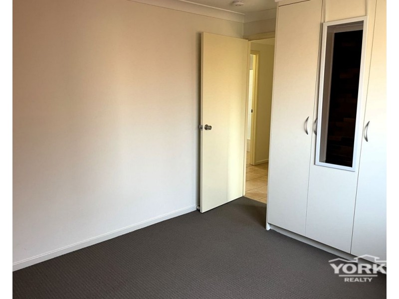 10/177a West Street, Newtown QLD 4350