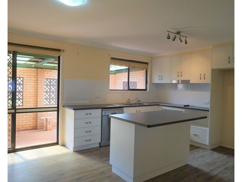 23 Denyer Street, Wilsonton QLD 4350