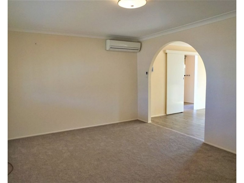 23 Denyer Street, Wilsonton QLD 4350