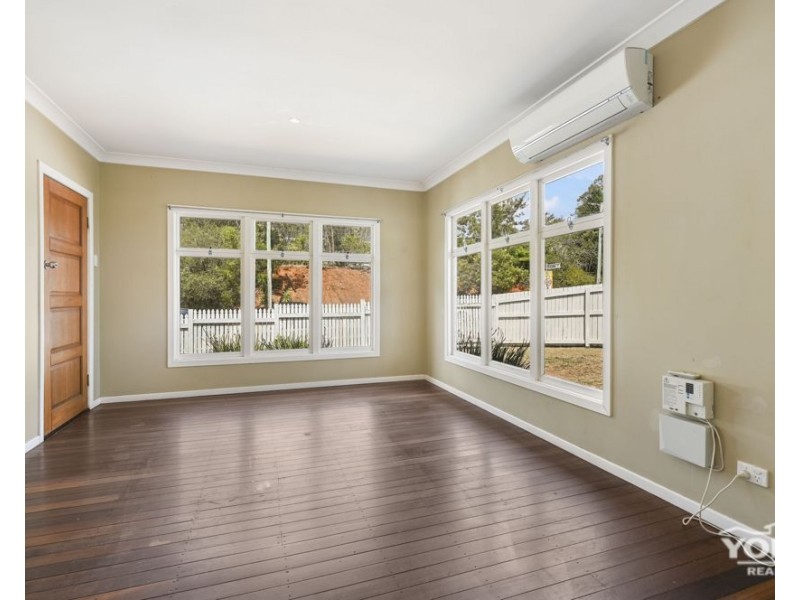 1 Adam Street, North Toowoomba QLD 4350