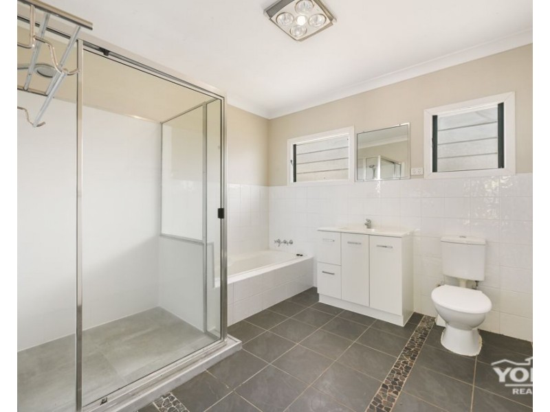 1 Adam Street, North Toowoomba QLD 4350