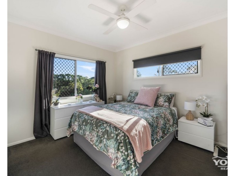 8 Edward Sreet, Pechey QLD 4352