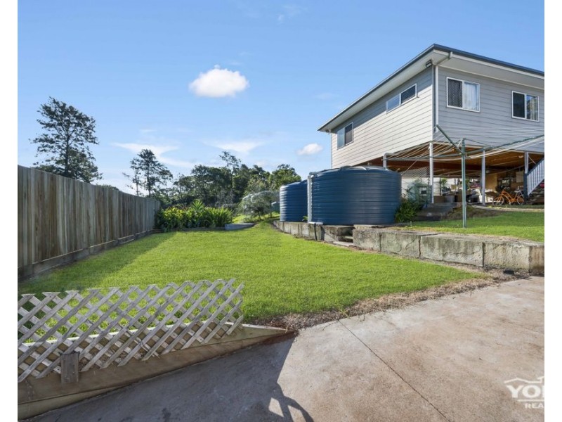 8 Edward Sreet, Pechey QLD 4352