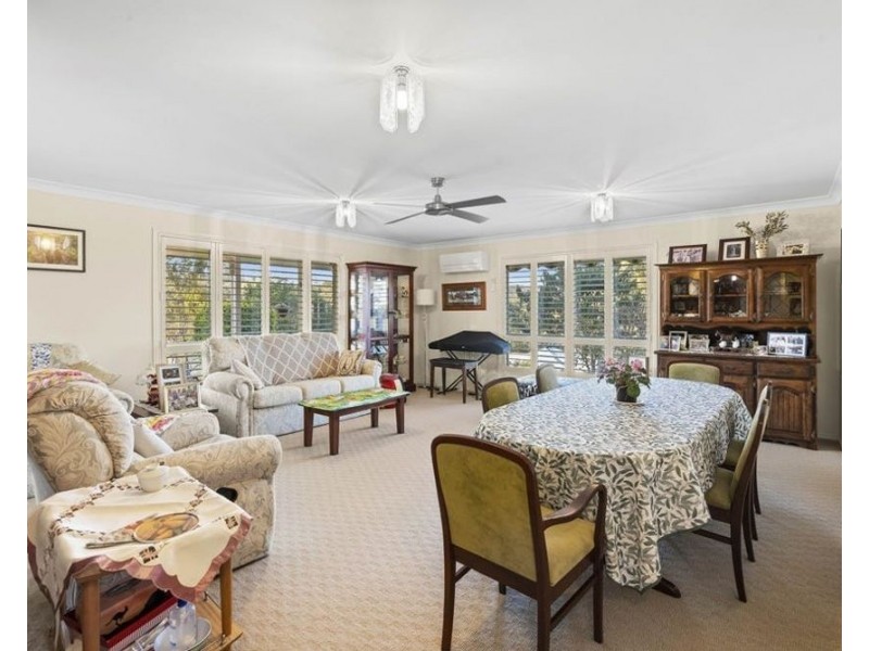 24 Traverston Court, Preston QLD 4352