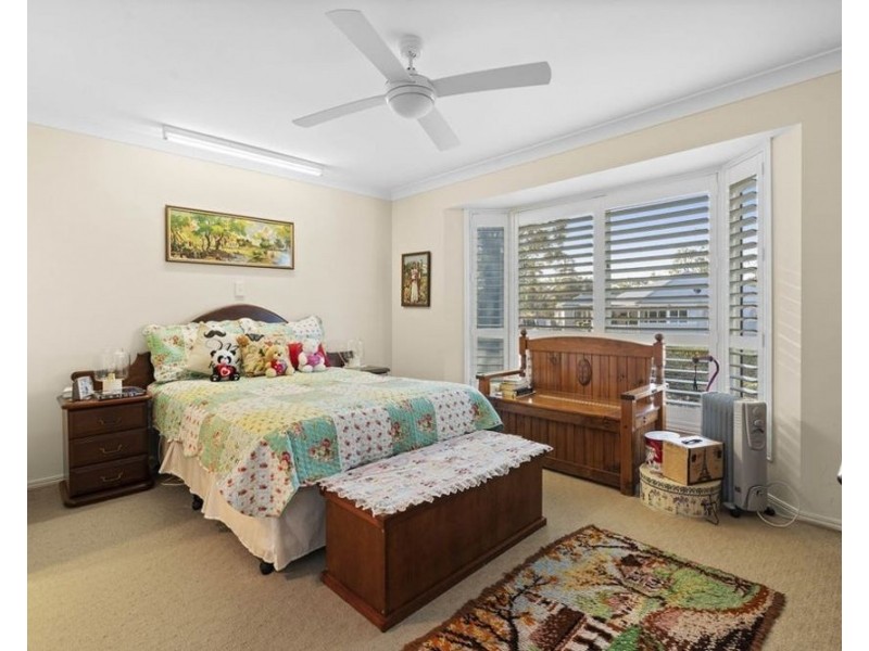 24 Traverston Court, Preston QLD 4352