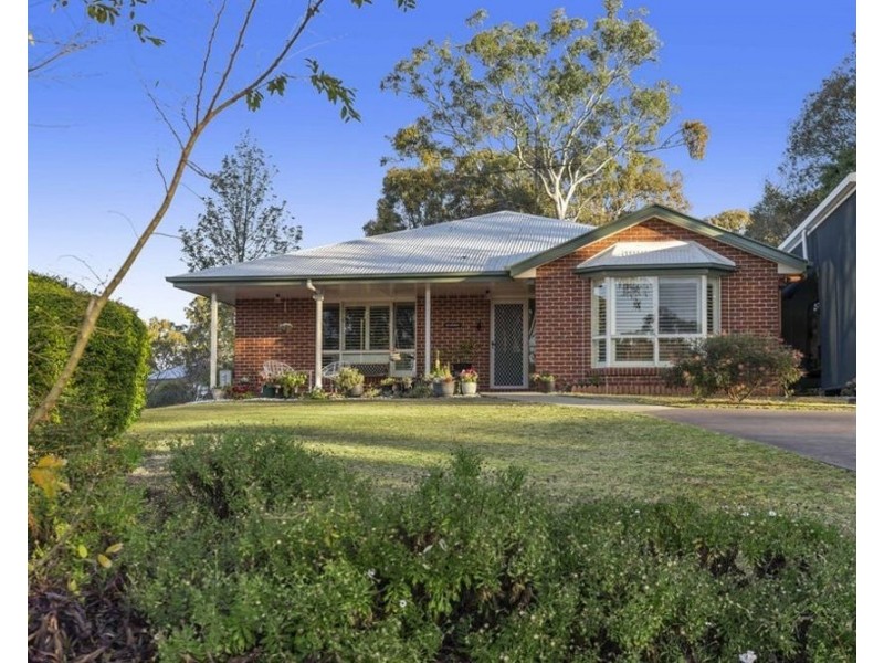 24 Traverston Court, Preston QLD 4352
