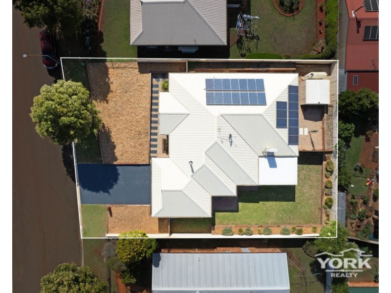 Kearneys Spring QLD 4350