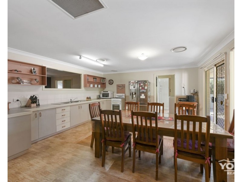 11 Quinlan Court, Darling Heights QLD 4350