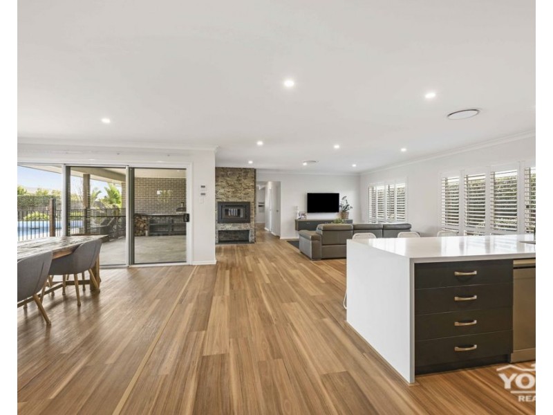 20 Hancock Circuit, Kleinton QLD 4352