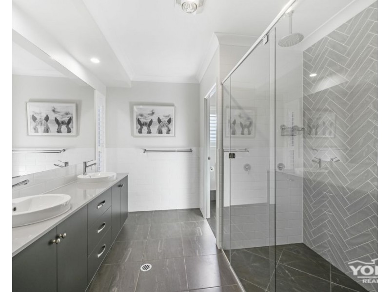 20 Hancock Circuit, Kleinton QLD 4352