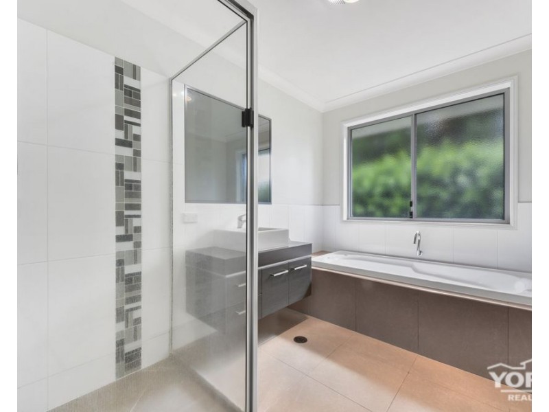 13 Rosella Street, Rangeville QLD 4350