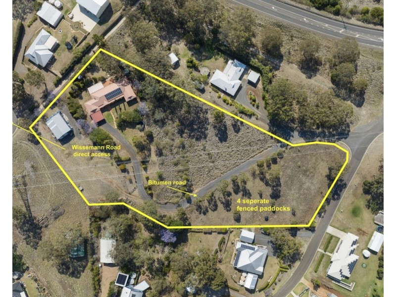 10 Traverston Court, Preston QLD 4352