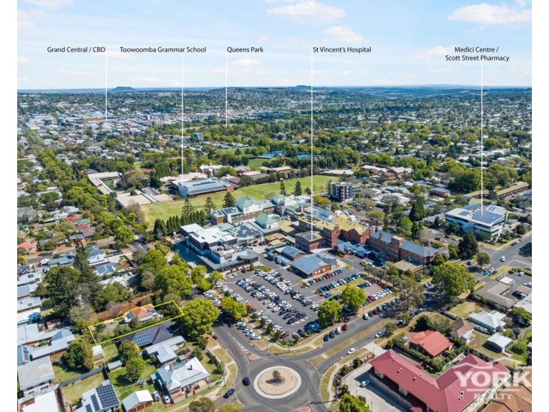 16 Herries Street, East Toowoomba QLD 4350